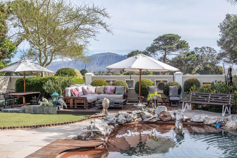 6 Bedroom Property for Sale in Plumstead Western Cape